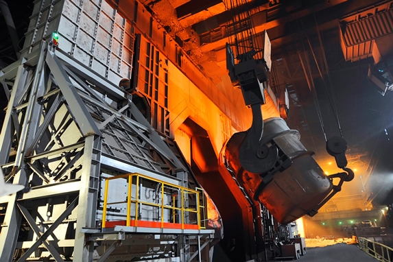 На Череповецком металлургическом комбинате закончился капитальный ремонт кислородного конвертера и установки непрерывной разливки стали