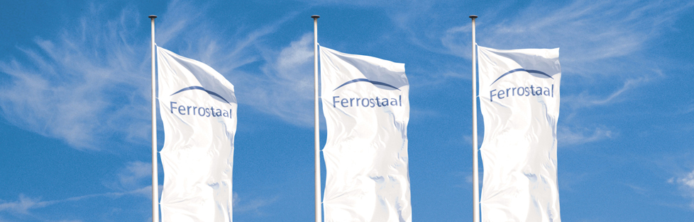 Флаг с логотипом компании Ферростар