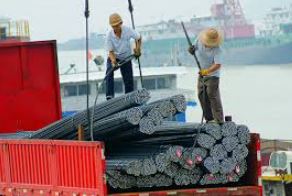 Китай наращивает экспорт и импорт стали